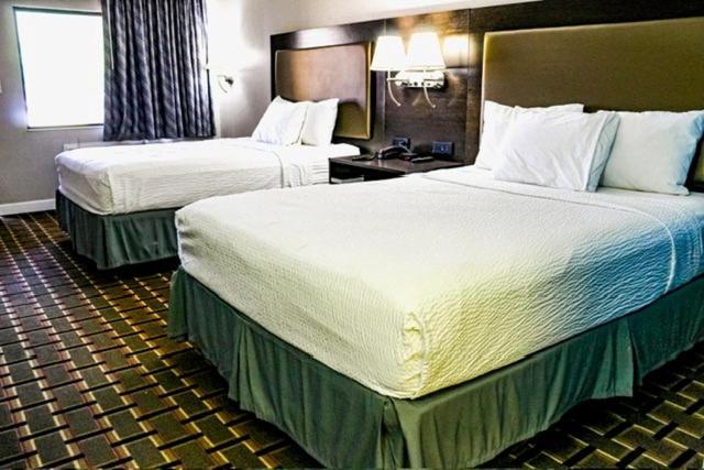 Days Inn By Wyndham Литл-Ривер Экстерьер фото